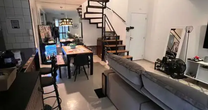 Duplex para venda em Pinheiros com 2 quartos, sendo 2 suítes, 80m²