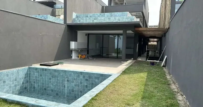 Casa no condomínio Condomínio Barra Camburi para venda com 4 quartos, sendo 4 suítes, 350m²