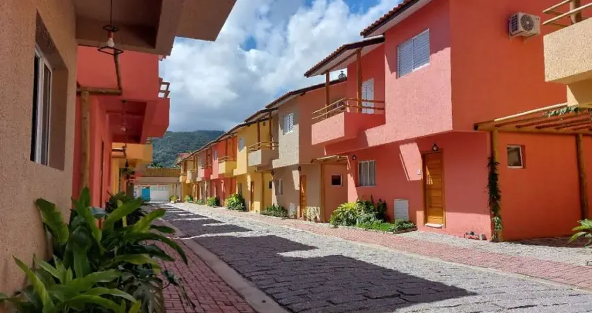 Casa em condomínio para venda em Juquehy com 3 quartos, sendo 3 suítes, 120m²