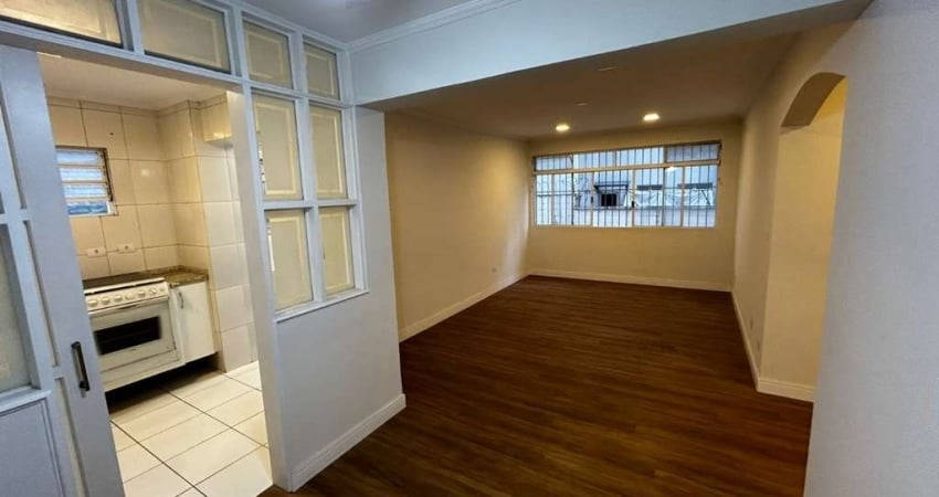 Apartamento tipo para venda em Moema com 3 quartos, sendo 1 suíte, 130m²