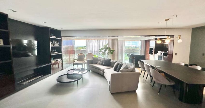 Apartamento tipo para venda em Campo Belo com 3 quartos, sendo 2 suítes, 155m²