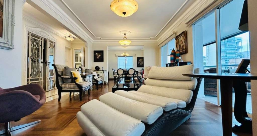 Apartamento tipo para venda com 4 quartos, sendo 3 suítes, 245m²
