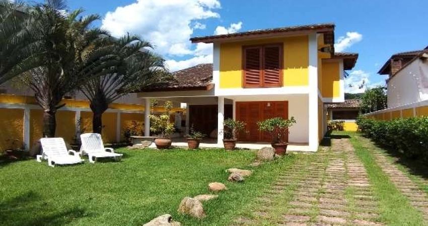 Casa tipo para venda em Juquehy com 3 quartos, sendo 3 suítes, 187m²