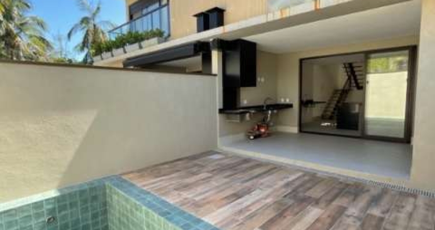 Casa em condomínio para venda com 4 quartos, sendo 4 suítes, 150m²