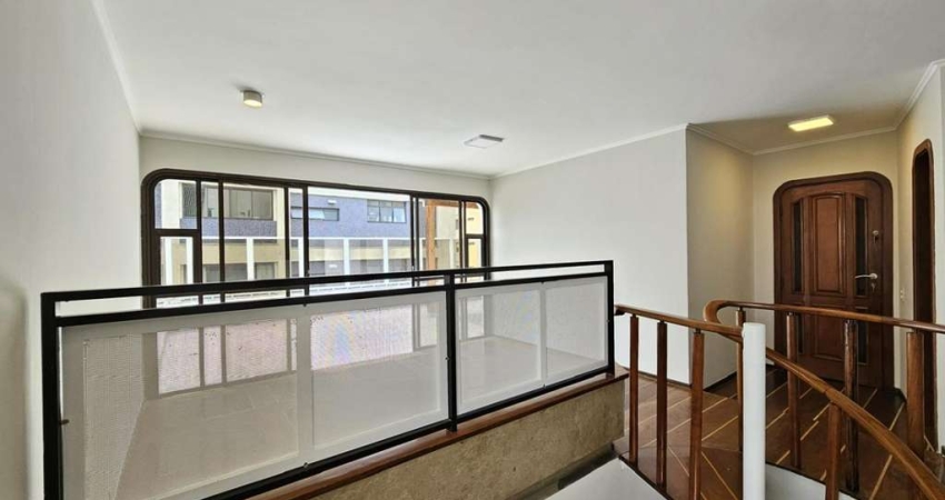 Cobertura para venda com 4 quartos, sendo 4 suítes, 331m²