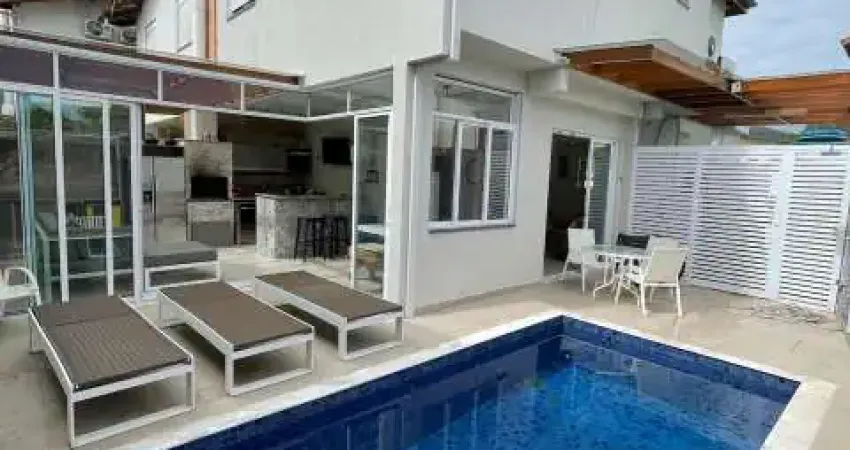 Casa no condomínio Residencial Perola de Juquehy para venda com 4 quartos, sendo 3 suítes, 200m²