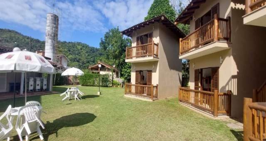 Casa no condomínio POUSADA DOS CAETÉS para venda com 6 quartos, sendo 6 suítes, 800m²