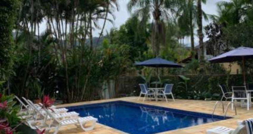 Casa no condomínio Blue Bay para venda e locação com 4 quartos, sendo 3 suítes, 180m²