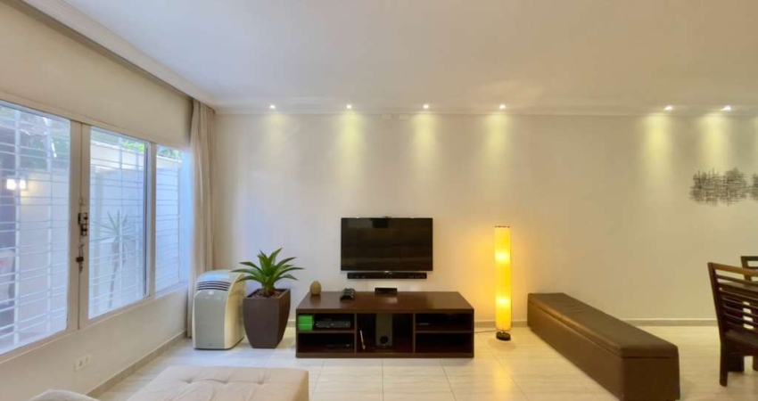 Casa tipo para venda com 3 quartos, sendo 1 suíte, 155m²