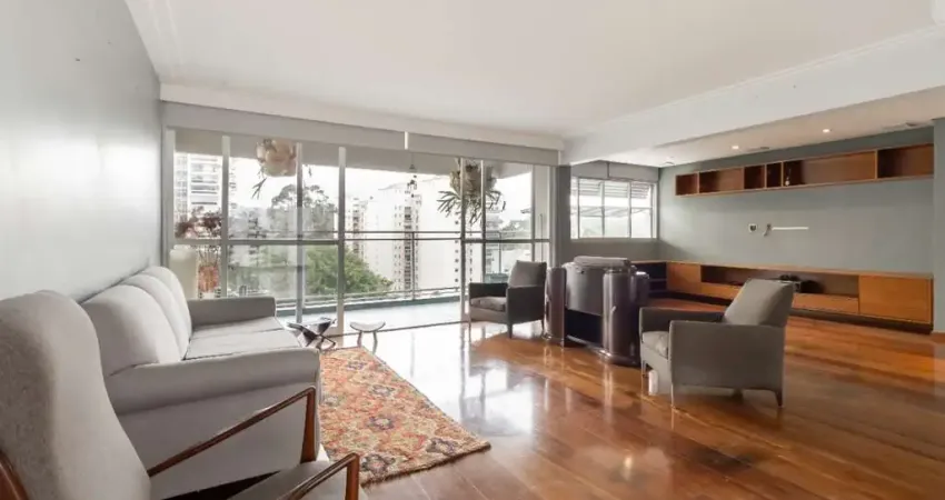 Apartamento tipo para venda com 2 quartos, sendo 1 suíte, 170m²