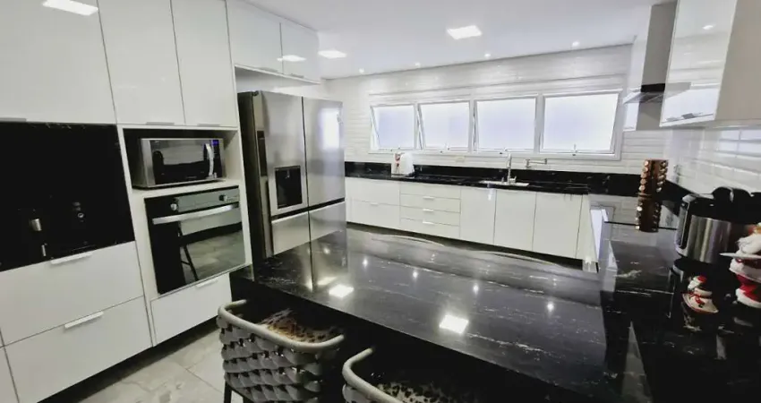 Apartamento tipo para venda com 3 quartos, sendo 3 suítes, 239m²