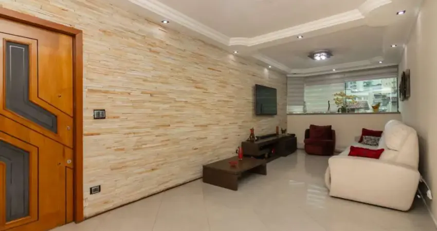 Sobrado para venda com 3 quartos, sendo 2 suítes, 217m²