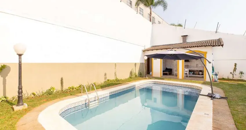 Casa para venda em Chácara Monte Alegre com 4 quartos, sendo 1 suíte , 450m²