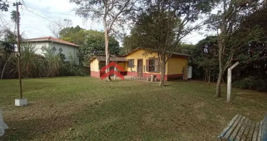 Chácara / sítio com 1 quarto à venda na Costa do Marfim, 132, Chácara Tropical (Caucaia do Alto), Cotia