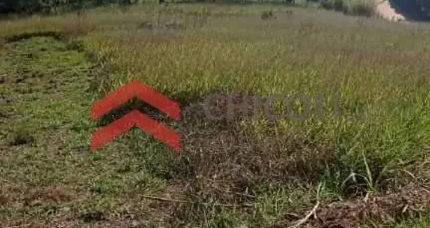 Terreno à venda na Victório da Silva César, Parque Varanguera, São Roque