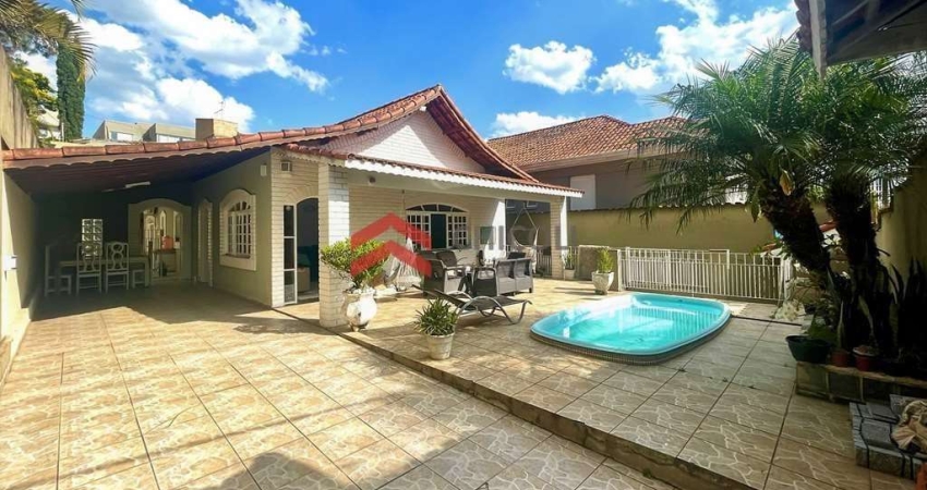 Casa com 3 quartos à venda na Rua Edéia, 15, Vila Diva, Carapicuíba