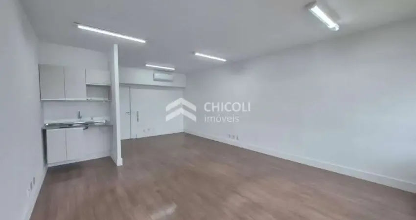 Sala comercial para alugar no Jardim Lambreta, Cotia