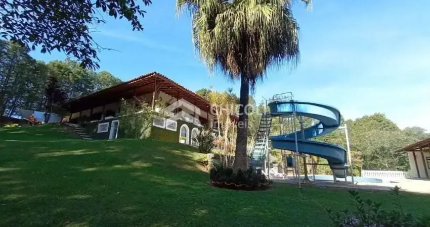 Casa com 11 quartos para alugar no Bairro do Carmo, São Roque 