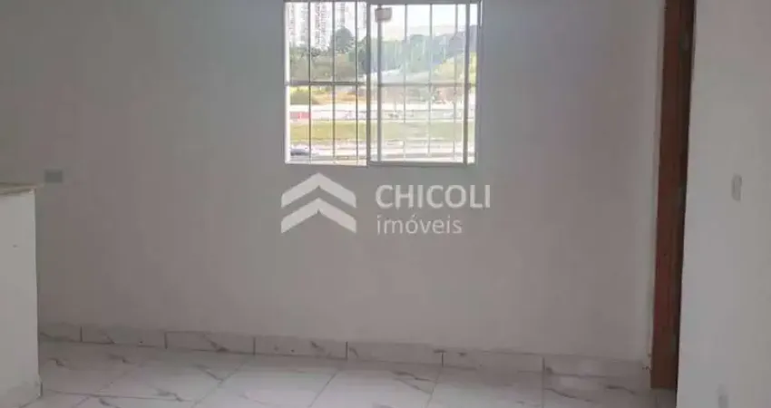 Casa com 2 quartos para alugar no Jardim Cecília Cristina, Carapicuíba