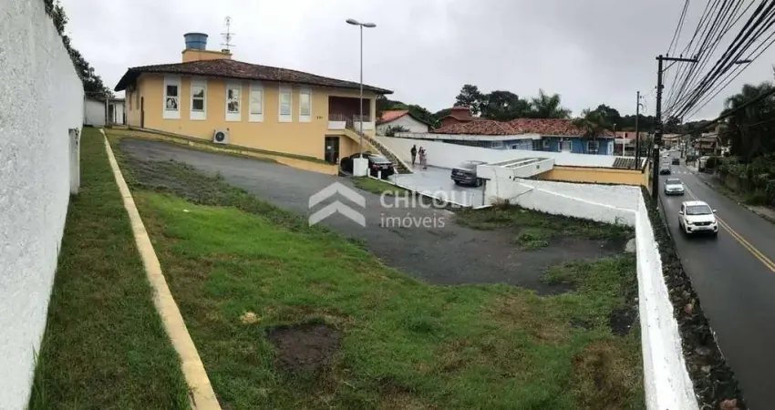 Casa com 4 quartos para alugar no Granja Viana, Cotia 