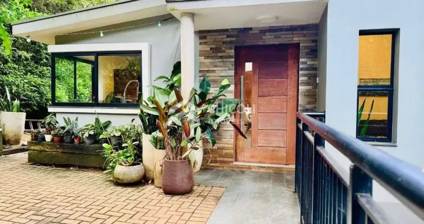 Casa com 3 quartos à venda na Vila Hortência, Cotia 