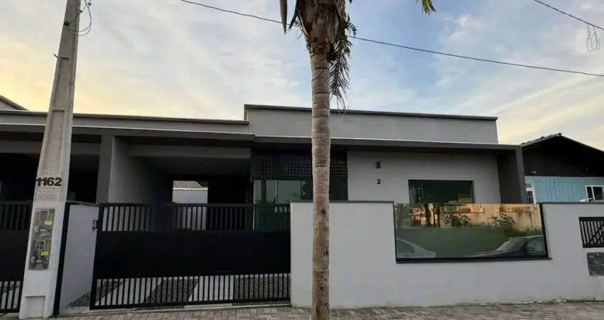 Casa na praia com excelente acabamento e um ótimo valor