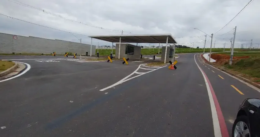 Terreno à venda na Rua Pedro Luiz Alancastro Gasparetto, Porteira Preta, Mogi das Cruzes