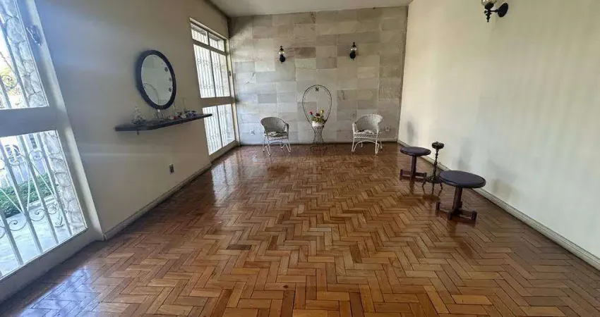 Casa com 4 quartos à venda na Rua Brumadinho, Prado, Belo Horizonte