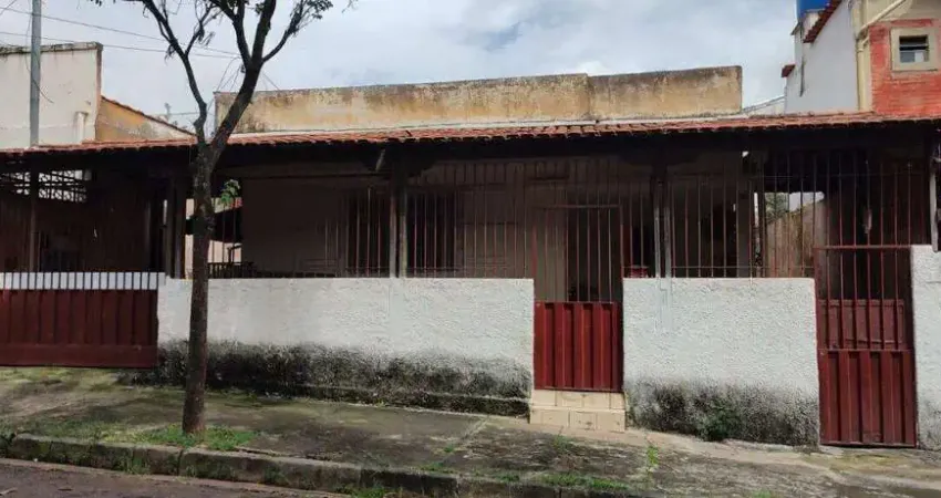 Casa com 3 quartos à venda na Rua Adelina Rita de Jesus, Alípio de Melo, Belo Horizonte