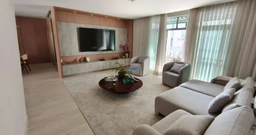 EXCELENTE APARTAMENTO DE 03 QUARTOS, COM 186m², VARANDA E 02 VAGAS LIVRES!