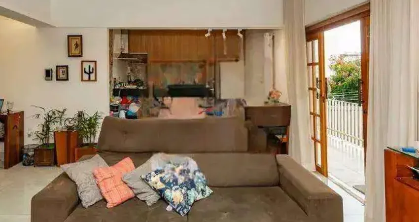 CASA, DOIS PAVIMENTOS, 3 QTOS, 2 SUÍTES, 3 VAGAS