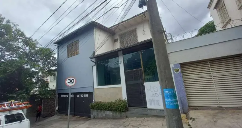 Casa comercial para alugar na Rua dos Aimorés, Barro Preto, Belo Horizonte