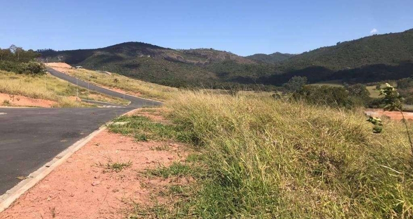 Terreno à venda no Condomínio Portal Lamis – Atibaia