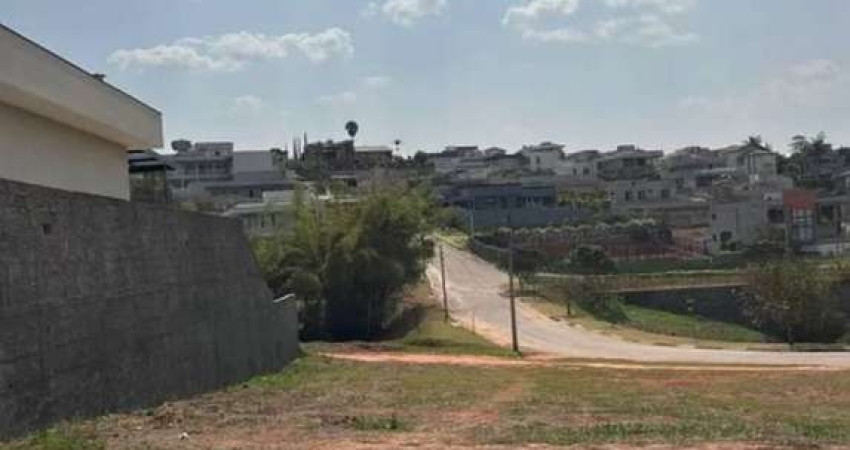 Terreno à venda Cond. Res. Shambala III em Atibaia - 700m²