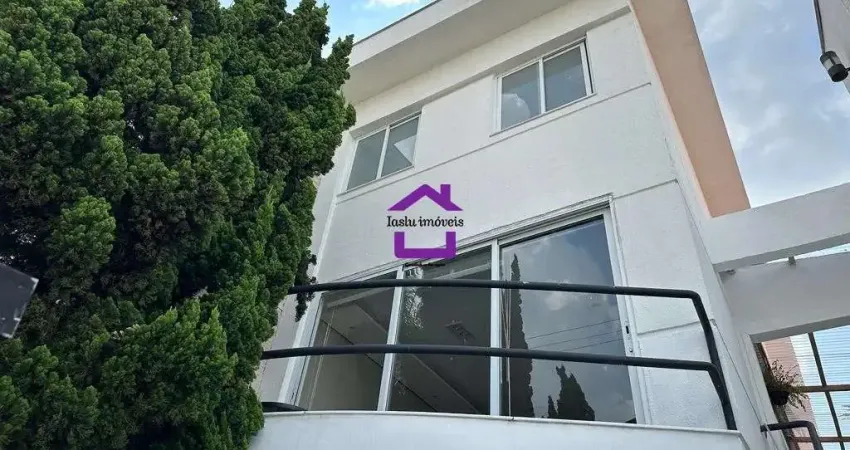 Sobrado para Venda e Locação, 3 dorms, 3 suites, 4 vagas, 335 m²