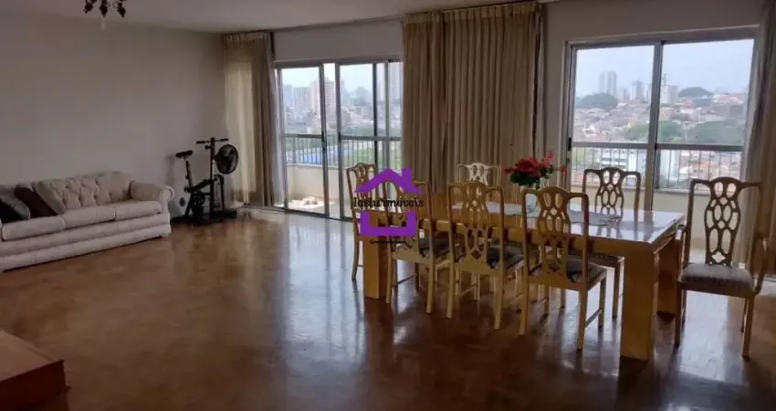 Apartamento (Apartamento Padrão) para Venda, 3 dorm(s), 1 suite(s), 2 vaga(s), 202 m²
