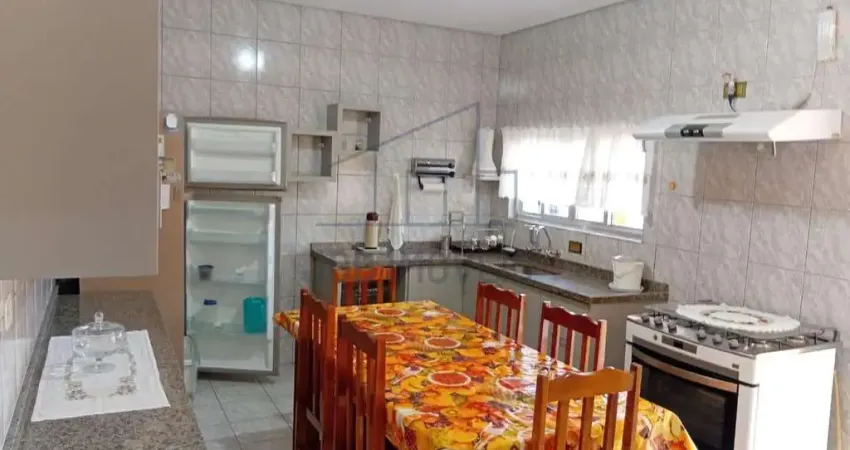 Casa Térrea para Venda em Santo André, Vila Clarice, 3 dormitórios, 1 banheiro, 2 vagas