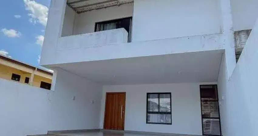 Casa com 3 quartos à venda na Rua Lindóia, 219, Glória, Joinville