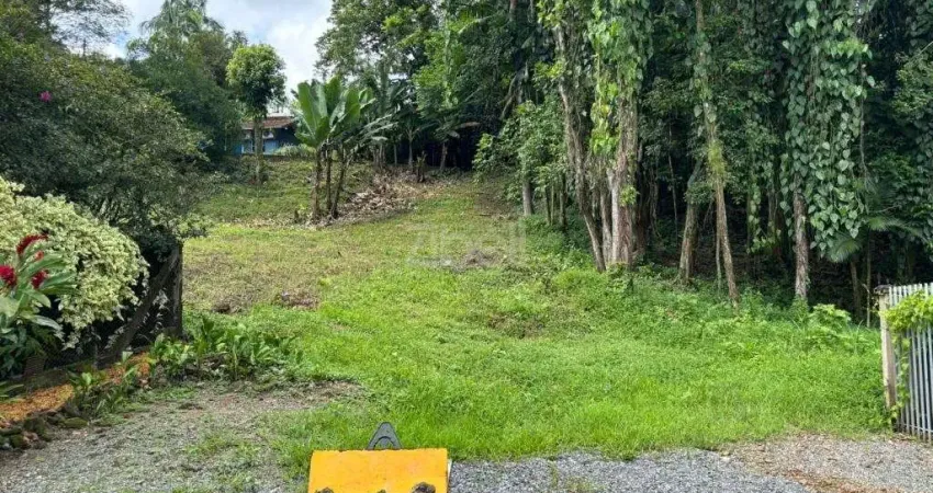Terreno à venda na Rua Chanceler Adenauer, Glória, Joinville