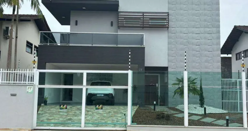 SOBRADO no BUCAREIN com 3 quartos para VENDA, 254 m²