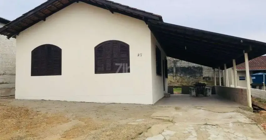 Casa com 1 quarto à venda na Rua José Antônio Borba, 23, João Costa, Joinville