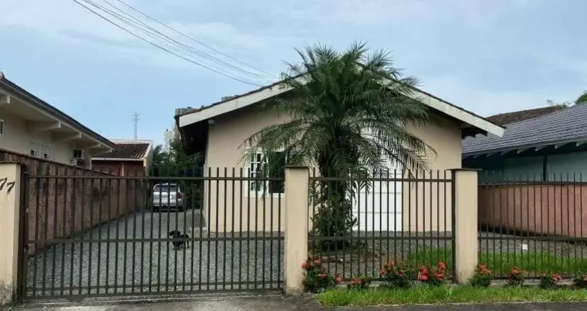 CASA no COSTA E SILVA com 3 quartos para VENDA, 140 m²