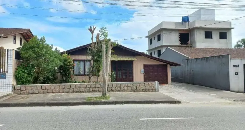 Terreno à venda no Iririú, Joinville 
