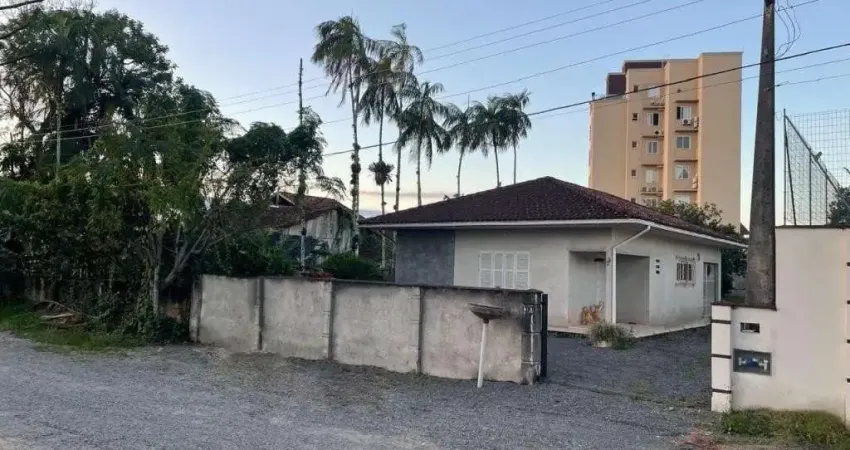 Casa com 2 quartos à venda na Rua Conceição da Barra, 32, Guanabara, Joinville