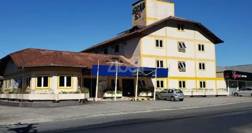 PRÉDIO no GLÓRIA com 41 quartos para VENDA, 1400 m²