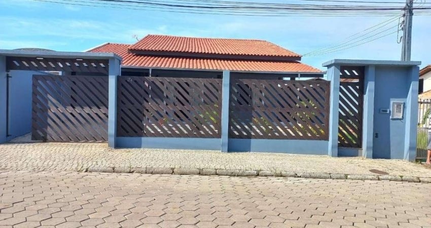 CASA no GUANABARA com 3 quartos para LOCAÇÃO, 230 m²