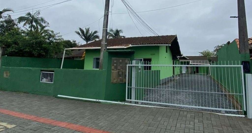 Casa com 2 quartos à venda na Rua Bento Torquato da Rocha, 1520, Vila Nova, Joinville