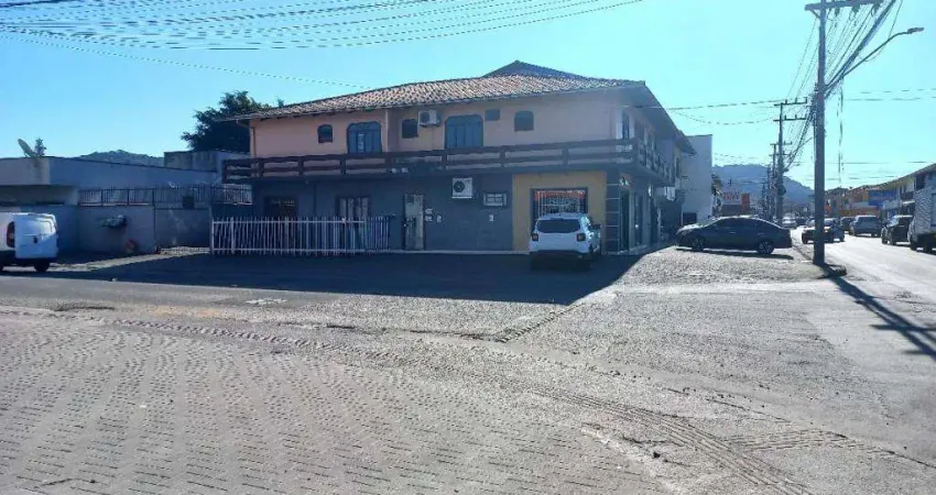 APARTAMENTO no IRIRIÚ com 3 quartos para LOCAÇÃO, 120 m²