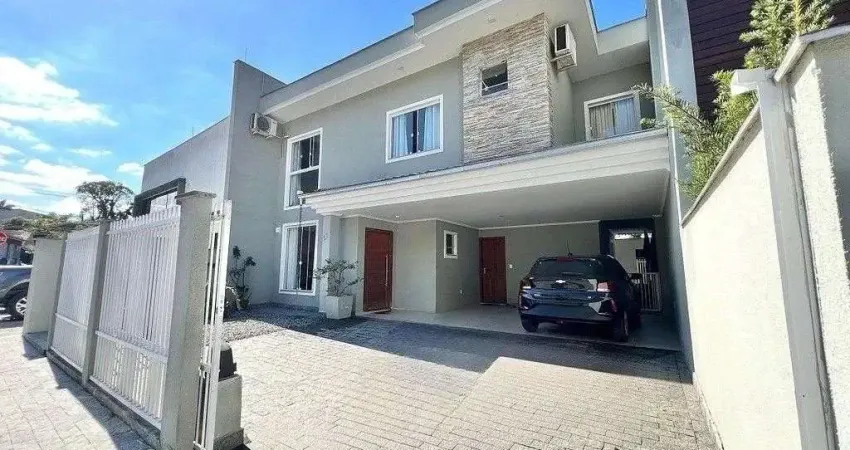 Casa com 4 quartos à venda no América, Joinville 