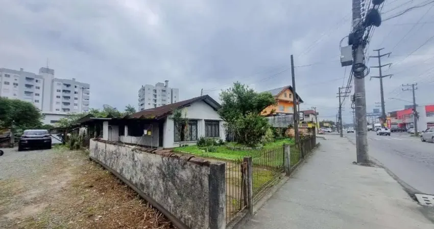 Terreno no zona industrial norte com 3 quartos para venda, 91 m²